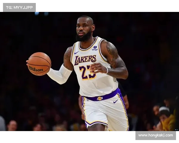 詹姆斯续约同,迈向第季,追平卡特成为NBA历史最长征战者(詹姆斯和卡特弹跳) 詹姆斯续约同,迈向第季,追平卡特成为NBA历史最长征战者(詹姆斯和卡特弹跳)